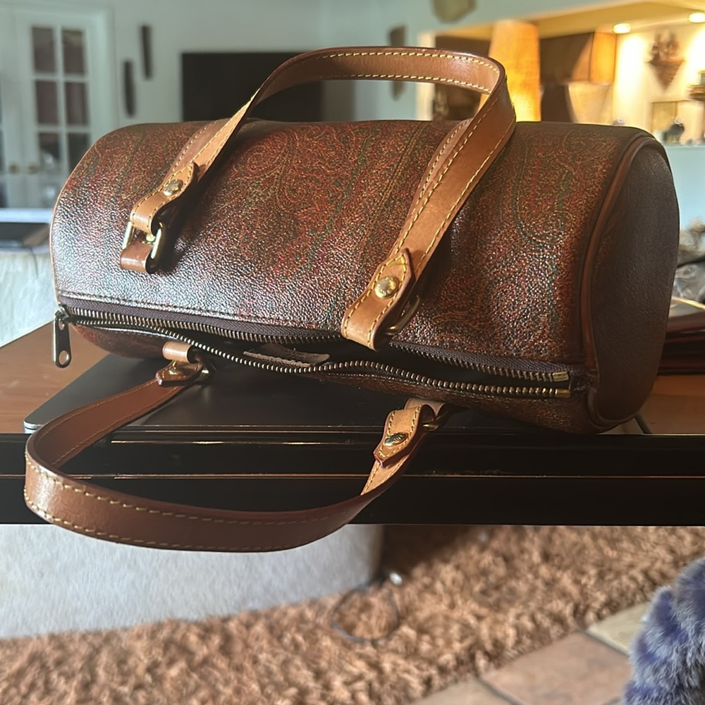 ETRO💥 Milan PAPILLON Bag. bag of this YEAR 🔥🔥Adorable! - Picture 5 of 12
